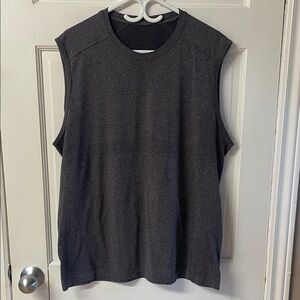 Lululemon Metal Vent Tech Sleeveless Athletic tank shirt in grey men’s size XL